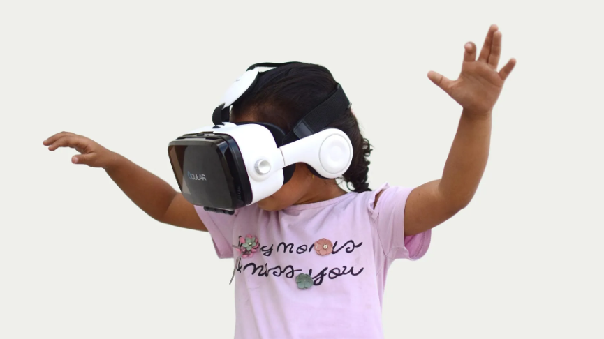 Best VR Headset For Kids